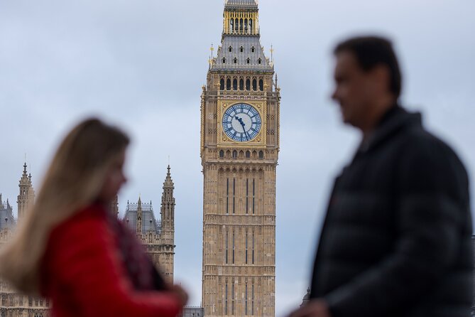 London: Private Landmarks with a Professional Photographer - Big Ben and the Houses of Parliament