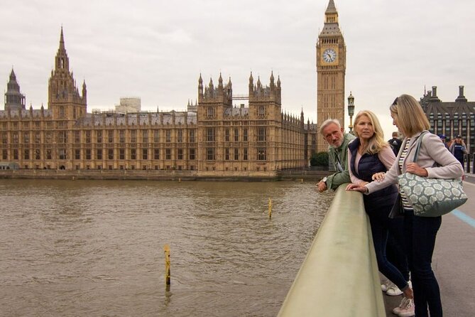 London Private Layover Tour with a Local Guide: Tailored to Your Interests - Meeting Your Host at Heathrow or Gatwick