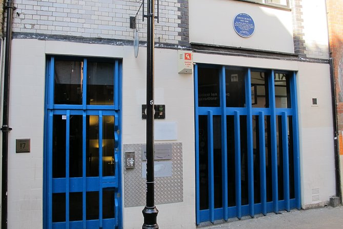 London Rock and Roll Music Tour - Camden Town, Amy Winehouse, and punk London
