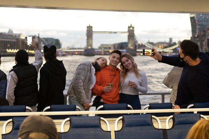 London Roundtrip Thames Cruise Uber Boat by Thames Clippers - Using the boat as London transportation