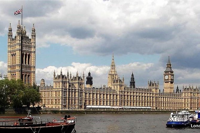 London Royal Highlights - Private Taxi Tour with Hotel Pickup - St Paul’s Cathedral: Baroque London across the city
