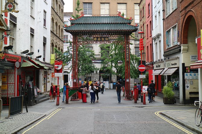 London’s Chinatown Food Experience - How the personal host system works