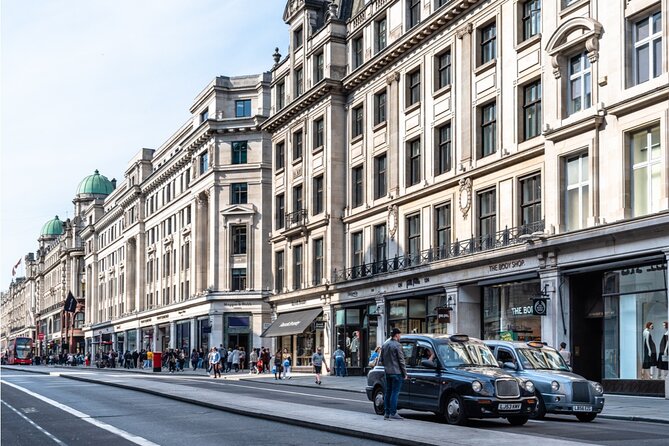 London’s Crown Secret: Self-Guided Royal Puzzle Quest - Memorials and small details near St James’s