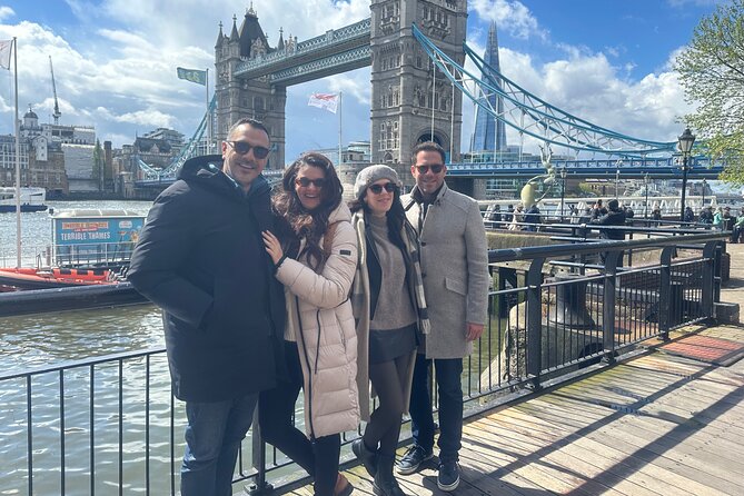 London Sightseeing Private Black Cab Tour with Hotel Pick Up - Downing Street and the London Eye