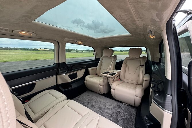 London sightseeing tour with a chauffeur driver - The Tower of London and Tower Bridge