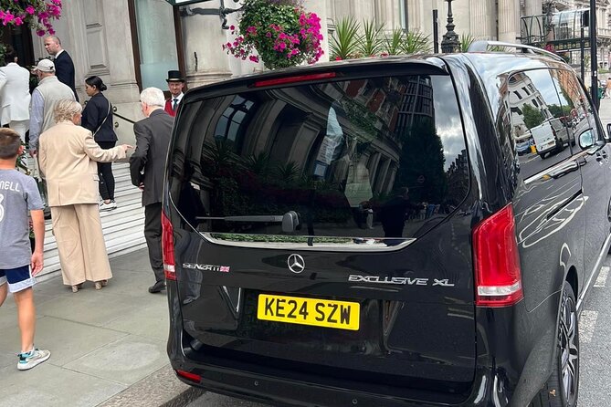 London sightseeing tour with a chauffeur driver - The Shard and a special London break