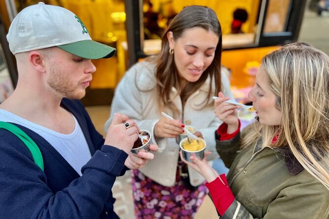 London Soho Food Tour with 7+ Tastings of Delicious Hidden Gems - Gin, vermouth, and the pub side of Soho
