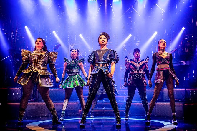 London Theatre: SIX The Musical - Inside the Vaudeville Theatre experience