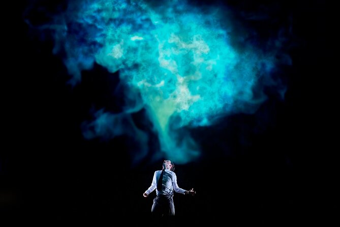London Theatre: Stranger Things: The First Shadow - Suspense, nostalgia, and stage effects