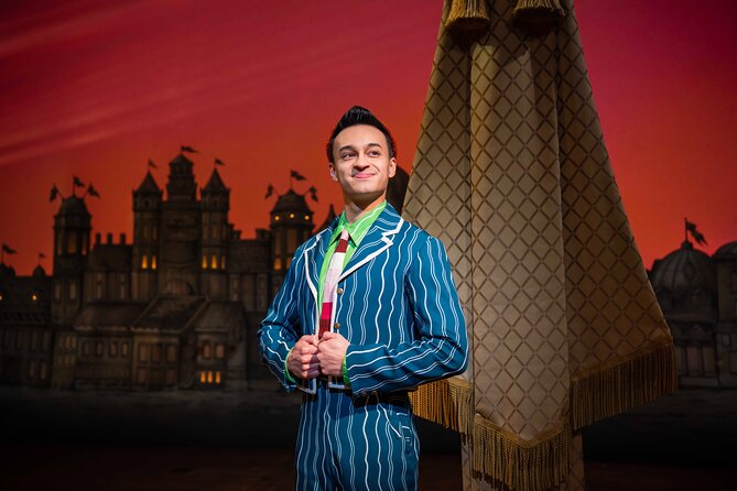 London Theatre: Wicked the Musical - The music, cast, costumes, and special effects