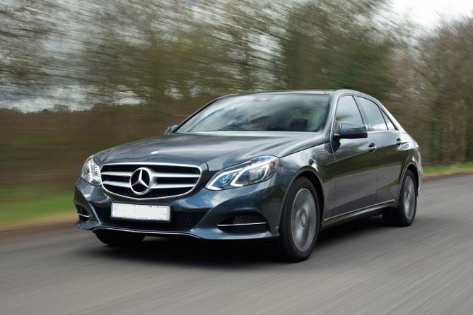 London to Southampton Cruise Port Including Stonehenge - The drive through southern England