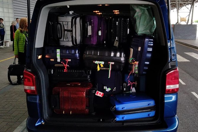 London to Southampton Cruise Terminals Private Minivan Transfer - The drive south: useful time, not a guided tour