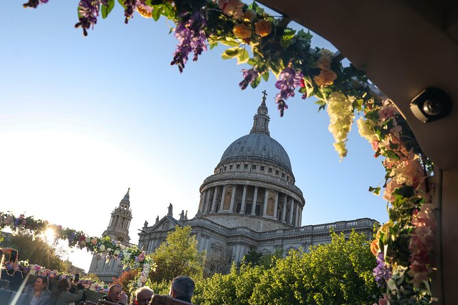 London Tootbus Bar Bus Sunset Tour with Drinks - What makes this London bus tour worth considering