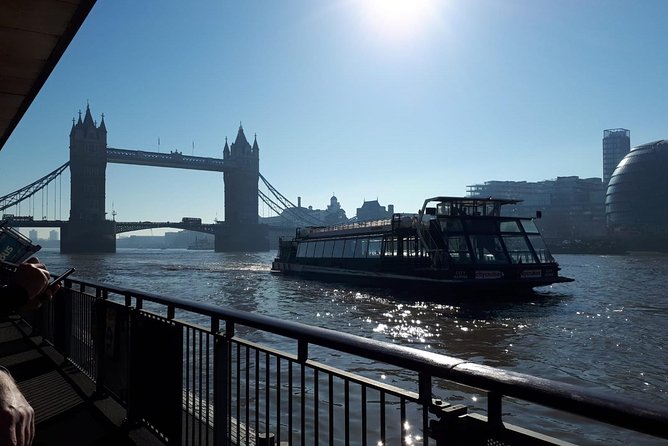 London Vintage Bus Tour with Cream Tea at Harrods - A closer look at the Tower of London stop