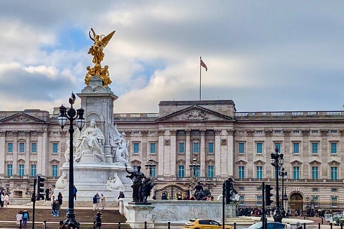 LONDON Westminster Private Walking Tour fully flexible - Big Ben, Parliament Square, and Westminster Abbey
