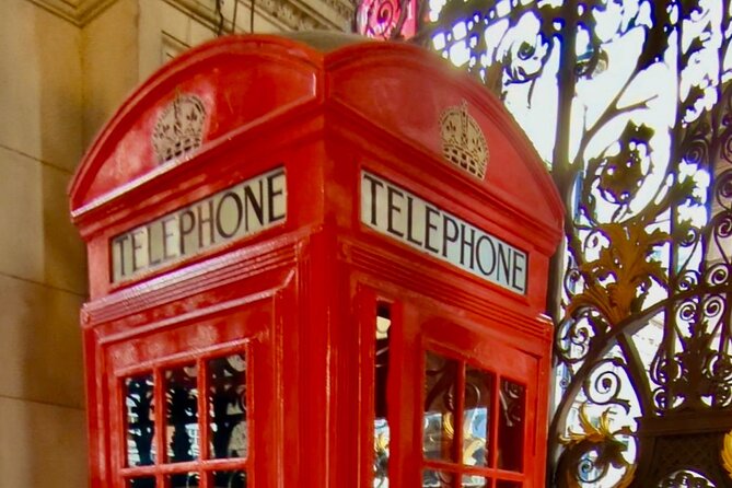 LONDON Westminster Private Walking Tour fully flexible - St James’s Palace and the royal quarter