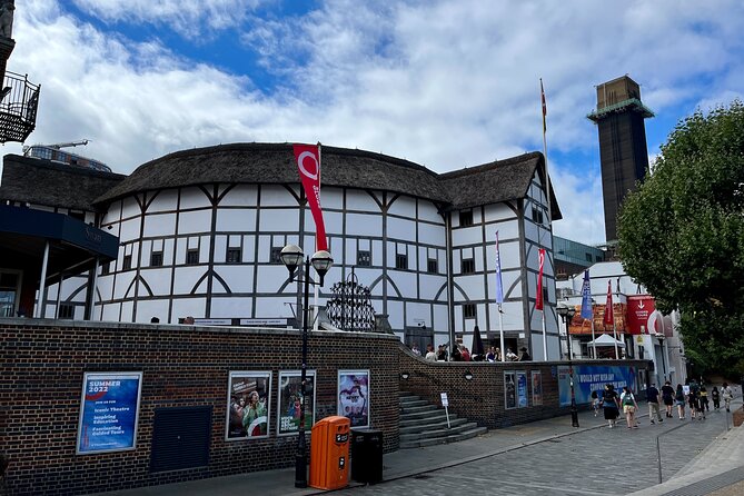London Witches and History Walking Tour - Winchester Palace ruins on the cobbled route