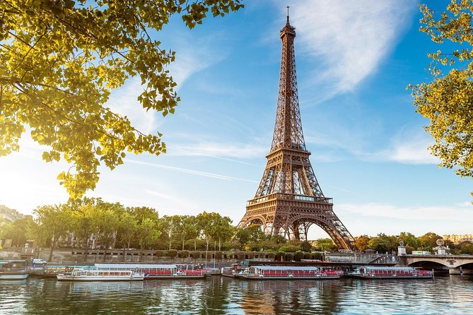 Luxury Paris Day Trip from London with Seine River Lunch Cruise - Louvre views without a museum visit