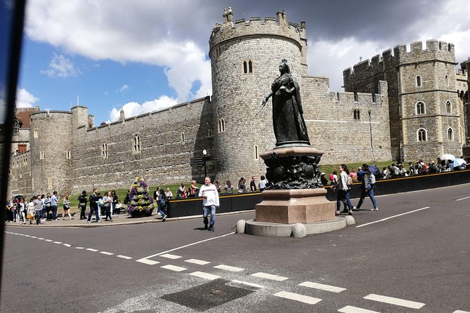 Luxury Private Vehicle Day Hire from & to London via Stonehenge & Windsor Castle - Timing, fitness, and small practical points
