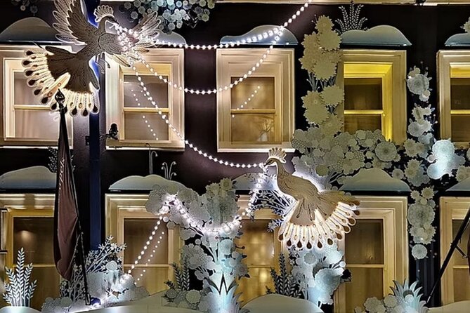 Magical London Christmas Lights Walking Tour with a Londoner - Covent Garden begins the festive route