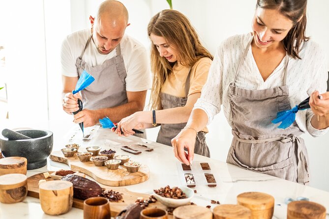 Make Your own Amazing Chocolate in Notting Hill - Who will enjoy this most?