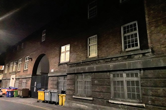 Manchester Haunt Quest: Solve the Mystery of the Pusher - Chetham’s Library rewards close attention