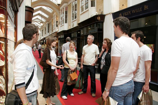 Mayfair Chocolate Tour - Mayfair: polished streets and unusual architecture