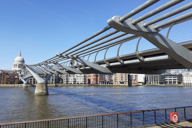 Medieval History Walking Tour from The Tower of London - Southwark Cathedral and the Liberty of the Clink