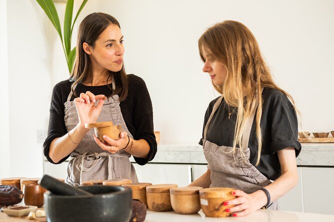 Melt Chocolate's Magical Master Class - Tempering turns melted chocolate into a finished bar