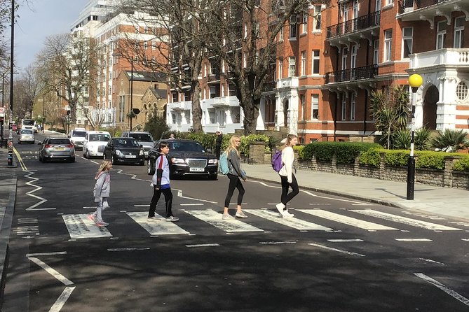 Music of London Rock And Pop Private 3-Hour Walking Tour - What the $260.88 price means