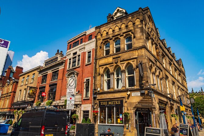Musical MADchester Quest Experience in Manchester - Key points for your Manchester music walk