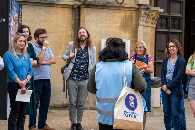 Natural History Museum Tour - by Uncomfortable Oxford™ - Pitt Rivers Museum and the questions behind museum displays