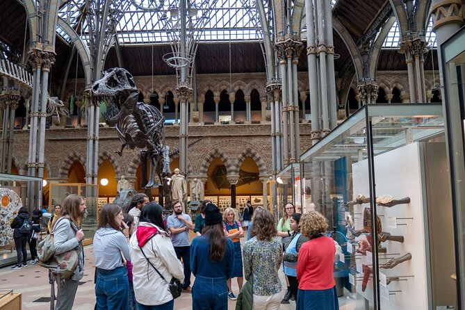 Natural History Museum Tour - by Uncomfortable Oxford™ - The guides and the discussion-based format