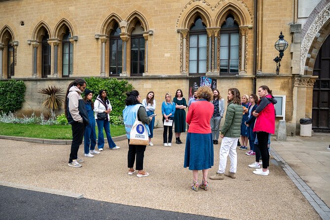 Natural History Museum Tour - by Uncomfortable Oxford™ - Starting at the Natural History Museum on Parks Road