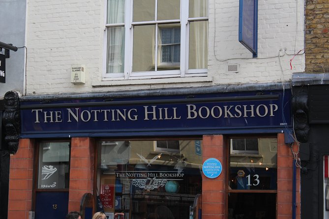 Notting Hill Tour - Finding the Travel Bookshop