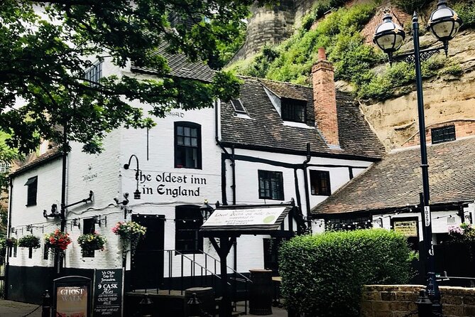 Nottingham and Robin Hood Private Guided Walking Tour - Hockley and the broad sweep of Old Market Square