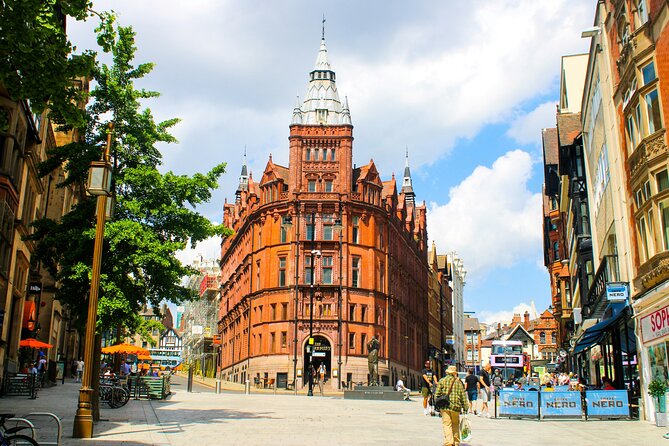 Nottingham and Robin Hood Private Guided Walking Tour - Going below the streets at the City of Caves