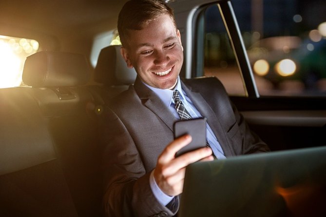 Nottinghamshire to London Heathrow Airport (LHR) Luxury Transfers - How the price compares with the convenience