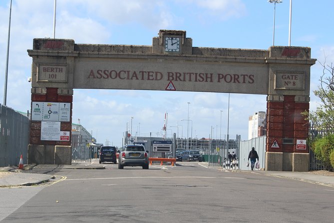 One Way or Round Trip Private Transfer from London to Southampton Cruise Port - From a central London hotel to Southampton’s cruise terminals