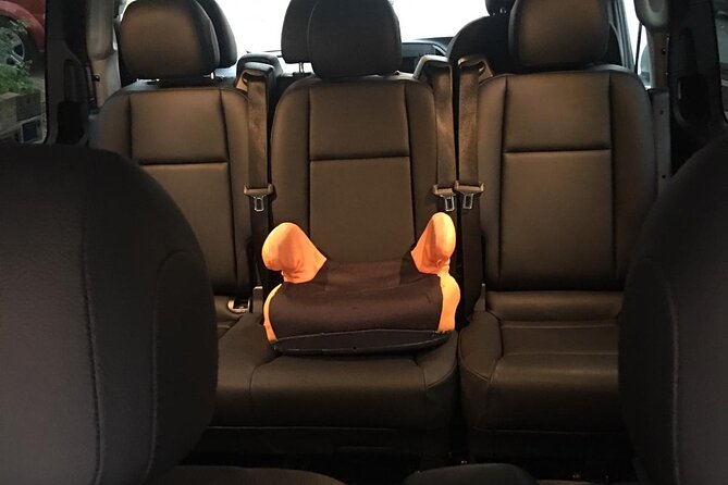 One Way Taxi Transfer from Heathrow Airport to Gatwick Airport - Booking details and cancellation rules