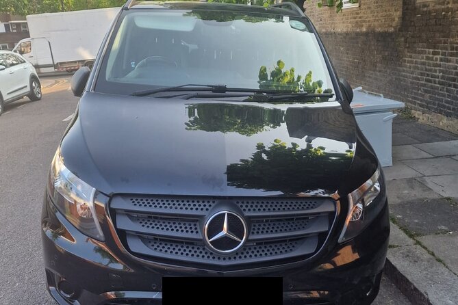 One Way Taxi Transfer from London to Gatwick Airport - Key Points Before You Book