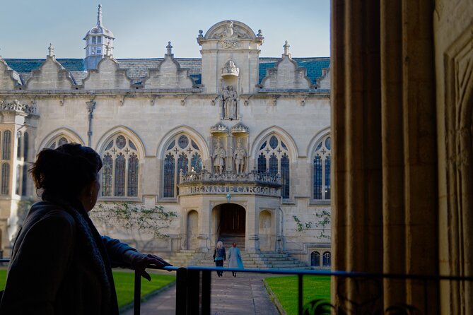 Oxford: 90 minute Architectural & Historical Highlights Tour - Corpus Christi and Merton’s medieval details