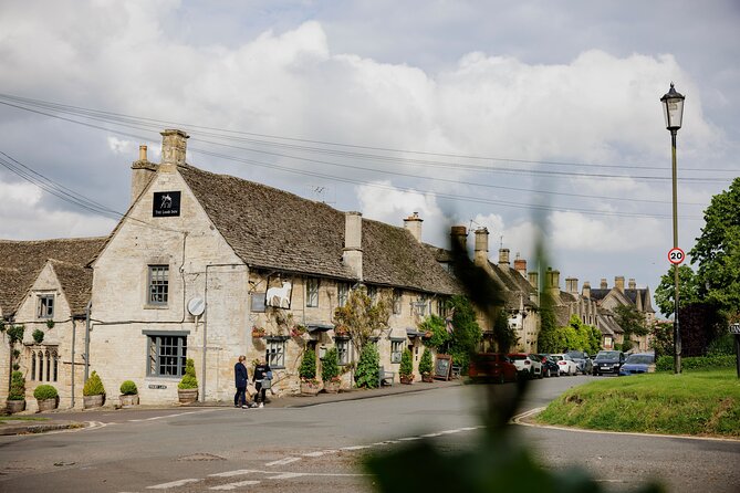 Oxford and Cotswolds Tour with Country Pub Lunch from London - Key Things to Know Before You Book