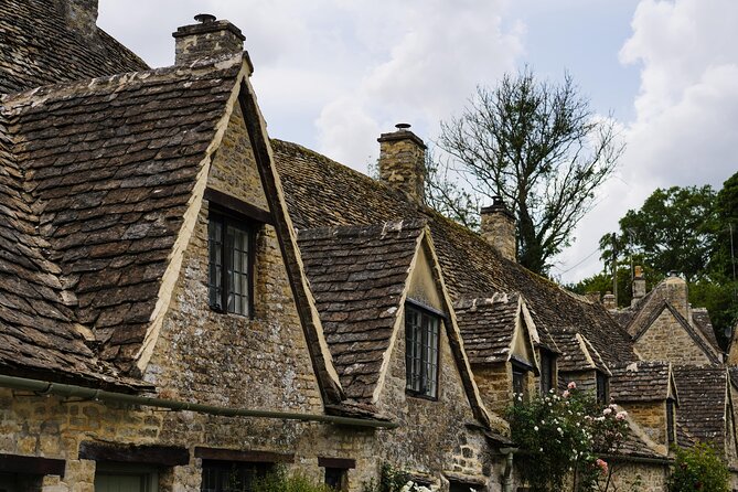 Oxford and Cotswolds Tour with Country Pub Lunch from London - Group Size, Guides, and the Human Side of the Day