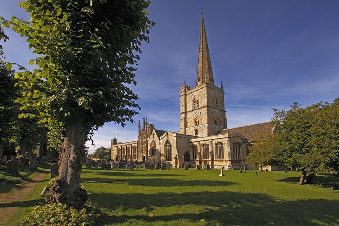 Oxford and Traditional Cotswolds Villages Small-Group Day Tour from London - What the driver-guide adds to the day