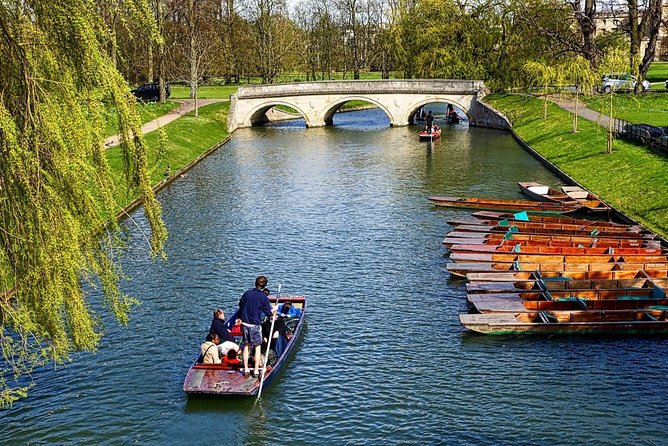 Oxford & Cambridge Universities Tour - Food, fitness, and weather planning