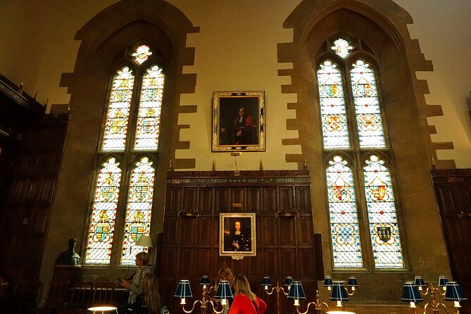 Oxford Harry Potter Film Locations Walking Tour by Alumni™ - New College is the payoff for Harry Potter fans