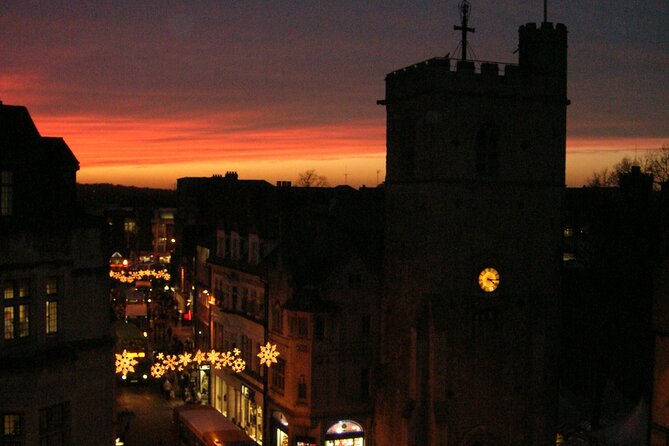 Oxford Official Ghost Tour - Winding lanes, ancient colleges, and old pubs