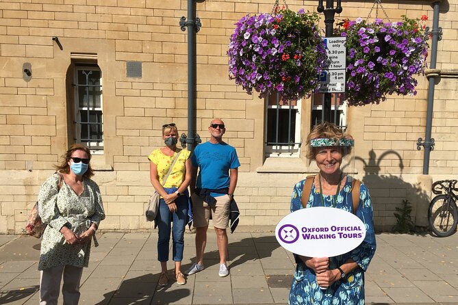 Oxford Official University & City Tour - Radcliffe Camera and the heart of the university