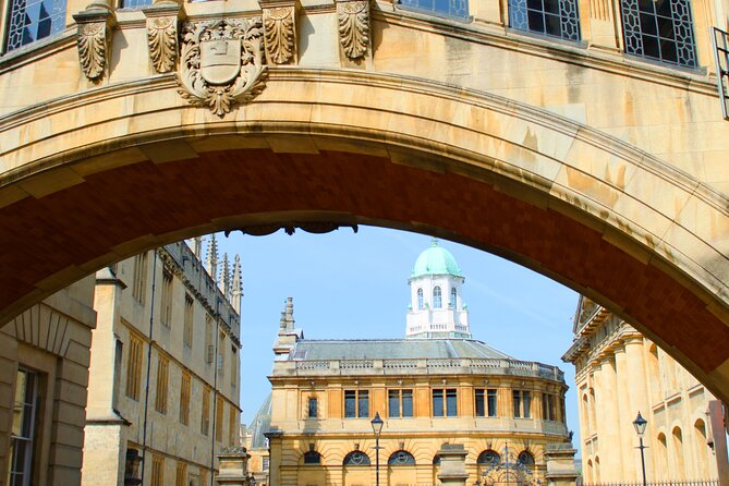 Oxford: Stories, Secrets & Sights Walking Tour with a local - Why this Oxford walk is worth your time